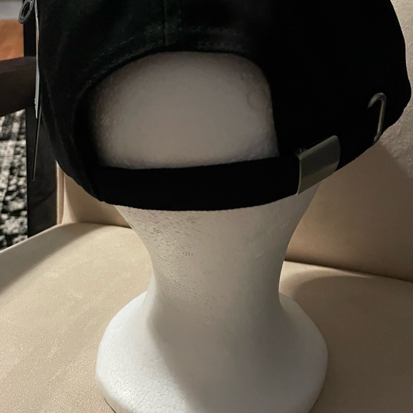 💚💚 Embroidered, Black Baseball Hat; adjustable size.The Phluid Project brand - Picture 5 of 9